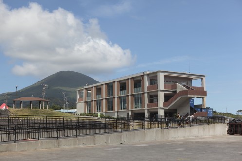 Exterior view of Hachijojima Tourism Association Sokodo Port Information Center・ComputerZoom