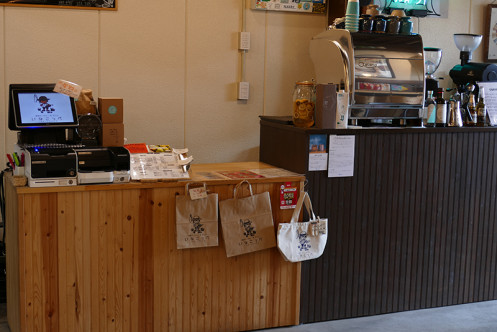 Reception desk of INA COUPE & ONE DAY COFFEE STAND・Computer_3