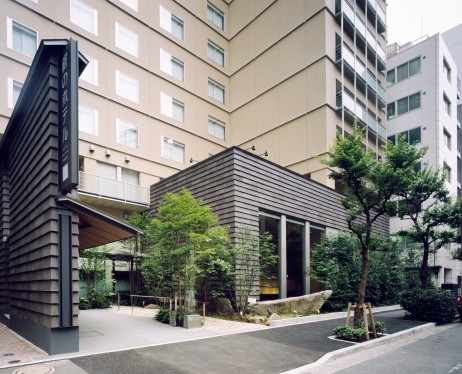 庭のホテル 東京 インフォメーションデスクの外観