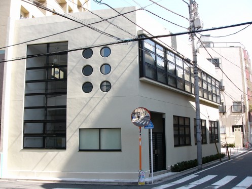 Exterior view of Fukagawa Tokyo Modan Kan