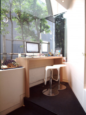 Inside view of Agora Place Tokyo Asakusa・Computer_4